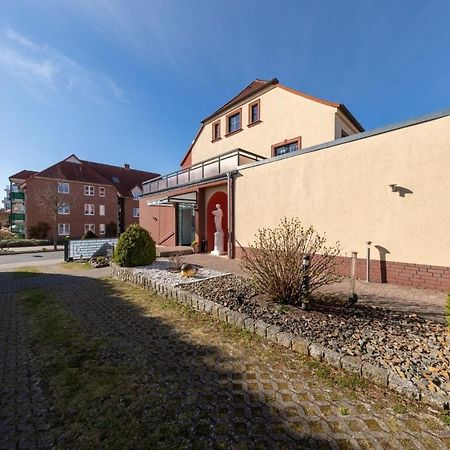 Apartmán Haus Diana - Perlhuhn Waren  Exteriér fotografie